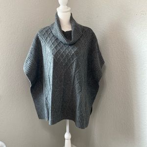 - LOFT Gray Pullover Poncho Style Cable Sweater Sz Xs/s